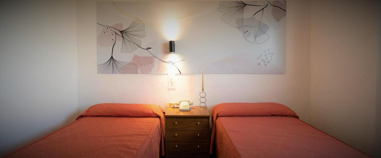 Hotel Roig Benassal Zewnętrze zdjęcie